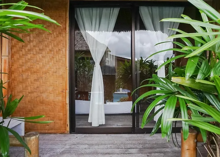 Moon Bamboo * Canggu